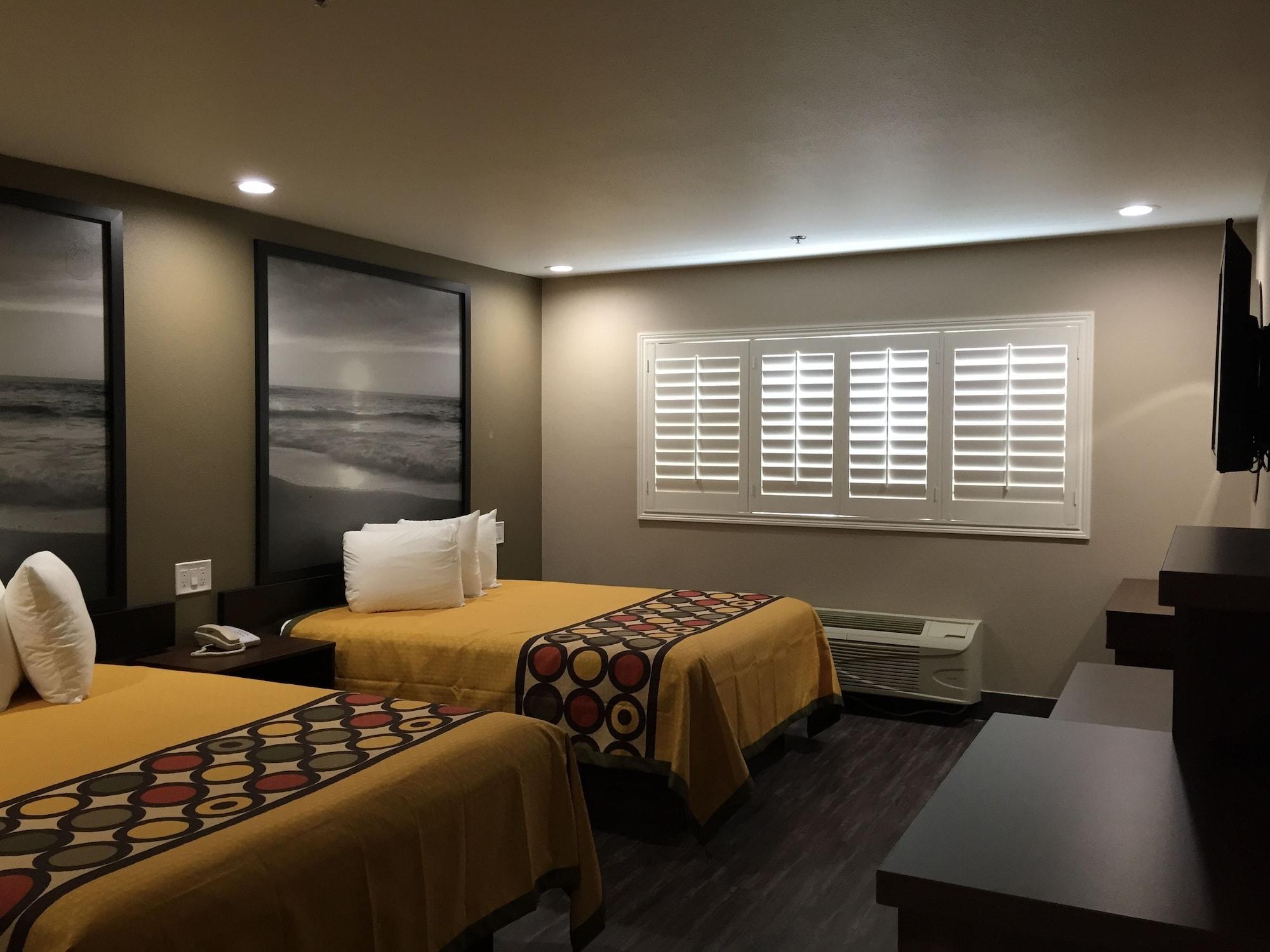 Super 8 By Wyndham National City Chula Vista Exteriör bild